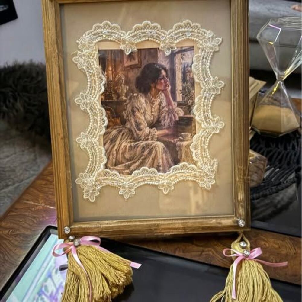 Vintage Style Lady Portrait Framed Lace Rhinestone Tassel Wall Art 12.5x10
